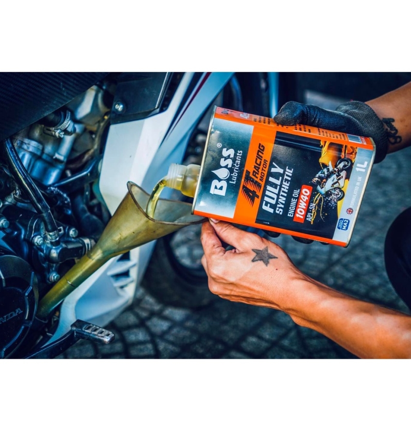 THÙNG Nhớt  BOSS RACING Motor 4T 10W40 MA2 1000ml - Fully Synthetic LUBRICANTS